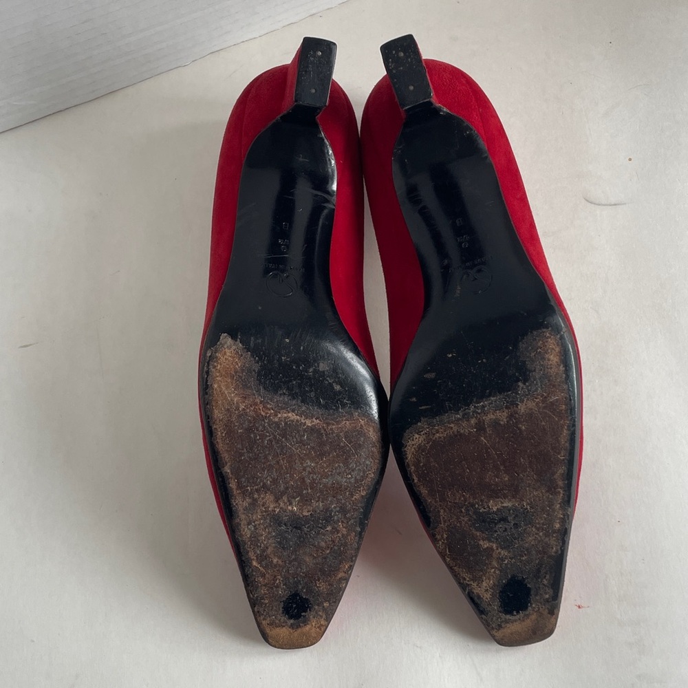St. John Red suede shoes 9.5 Pumps - Picture 9 of 11